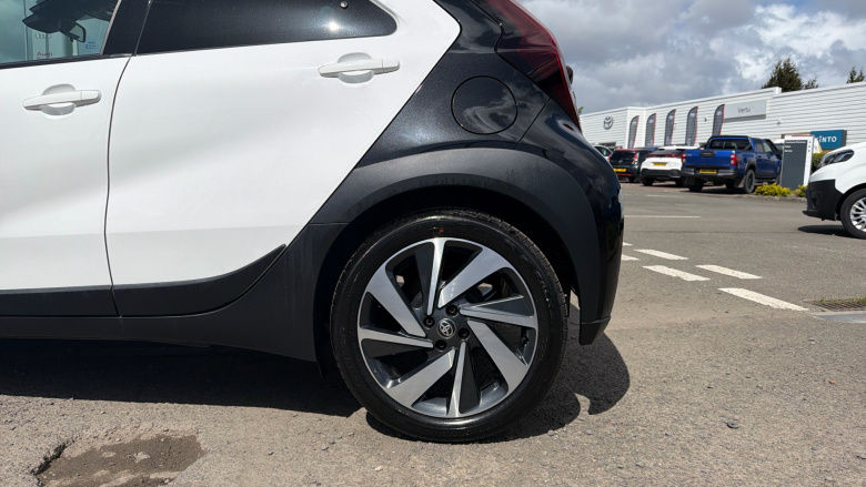 Toyota Aygo X 1.0 VVT-i Edge 5dr Petrol Hatchback